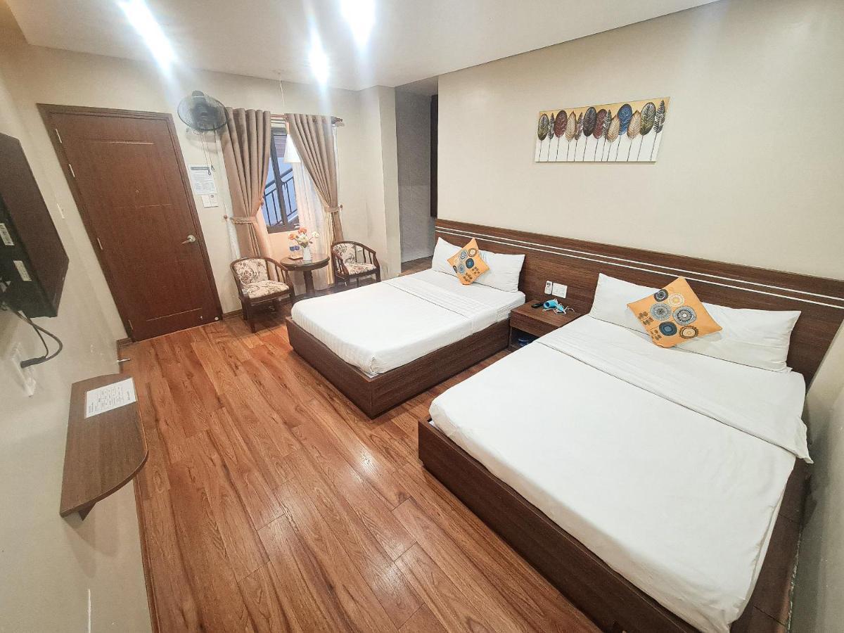 Quan Quan Hotel Danang Exterior photo