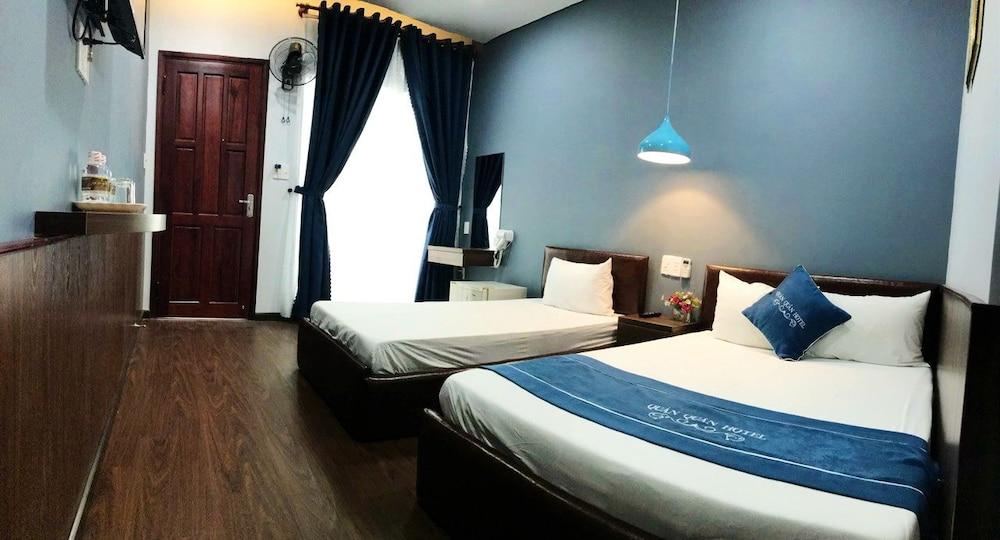 Quan Quan Hotel Danang Exterior photo