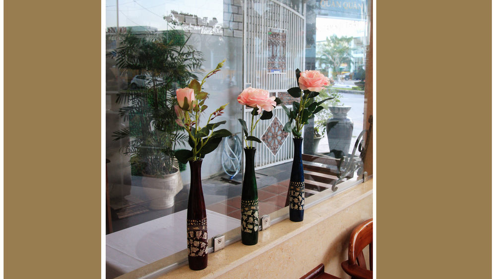 Quan Quan Hotel Danang Exterior photo